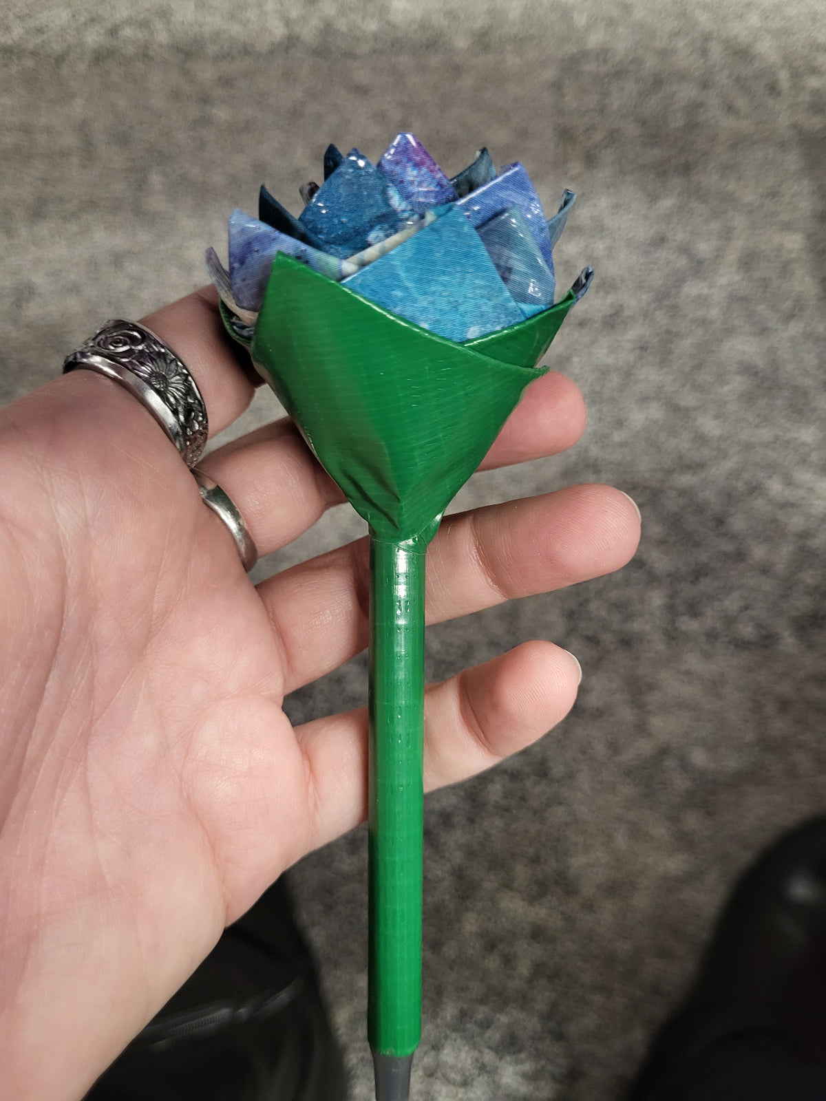 Blue Moon Rose Pen